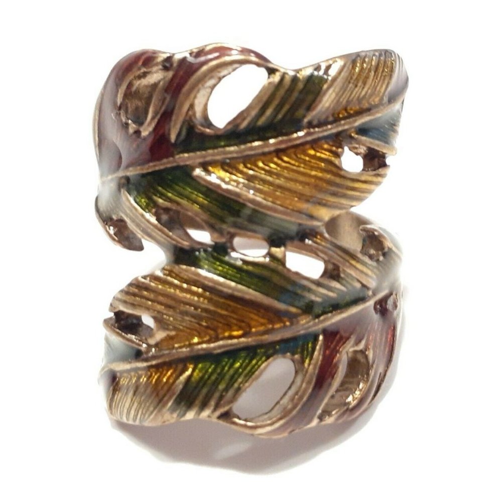 Charlotte Russe Beautiful Mother Earth Flower Leaf Ring